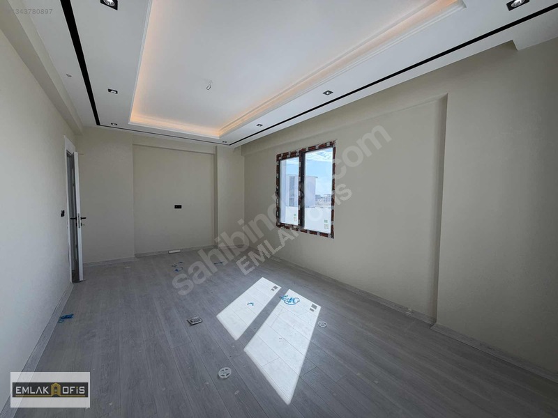 Emlak Ofis Eski Emniyet Yanl Oturmaya Hazır — fotoğraf 4