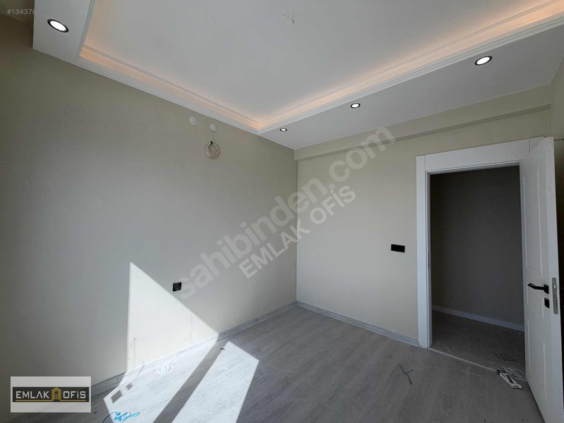 Emlak Ofis Eski Emniyet Yanl Oturmaya Hazır — fotoğraf 10