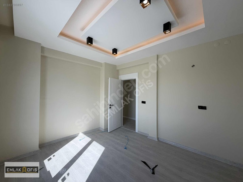 Emlak Ofis Eski Emniyet Yanl Oturmaya Hazır — fotoğraf 13