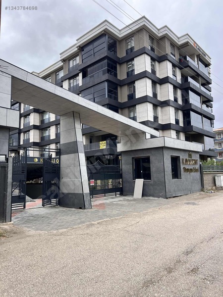 Gül Gayrimenkulden Titanyum Evlerinde Bahçe Katı 4+1 — fotoğraf 3