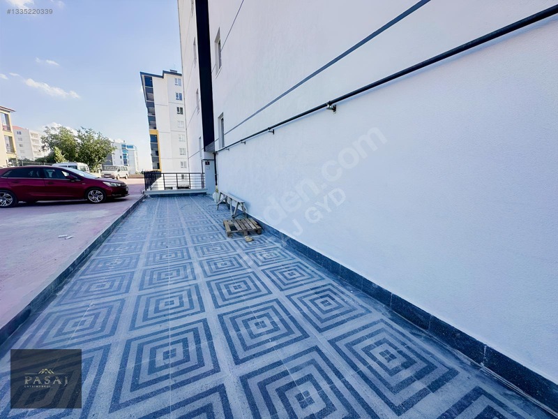 Pasajdan Yakacık Bulvar Cepheli Geniş Yaşam Alanı 3+1 Kiralık — fotoğraf 5