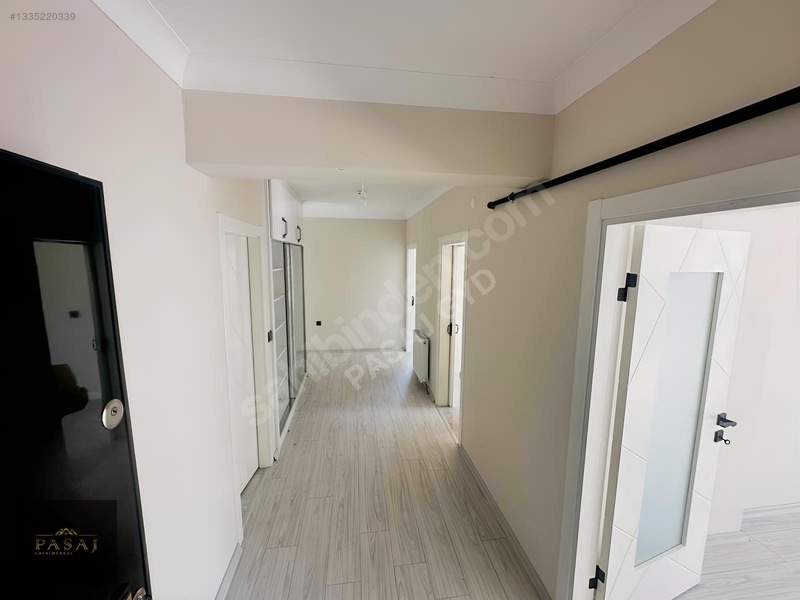 Pasajdan Yakacık Bulvar Cepheli Geniş Yaşam Alanı 3+1 Kiralık — fotoğraf 10