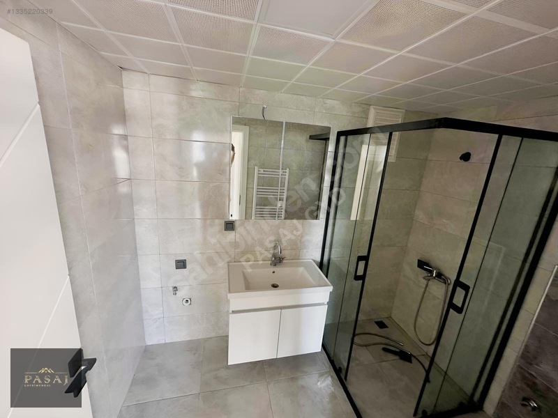 Pasajdan Yakacık Bulvar Cepheli Geniş Yaşam Alanı 3+1 Kiralık — fotoğraf 26