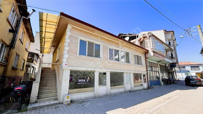 Adapazarı Kaymakamlık Yakını 108 M² Ticari Arsa — fotoğraf 3