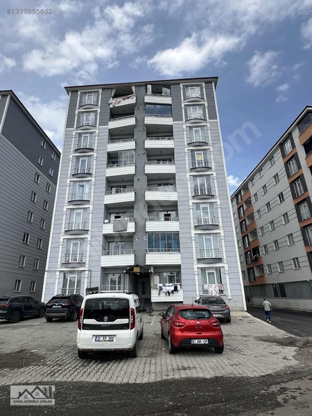 Şehitler Mahallesinde Site İçinde 3+1 — fotoğraf 2