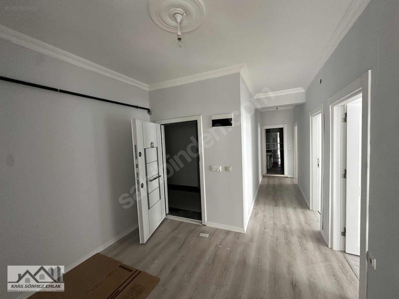 Şehitler Mahallesinde Site İçinde 3+1 — fotoğraf 8