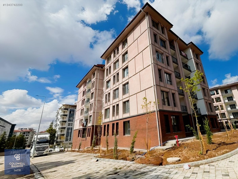 Coldwell Banker Safir'Den Çöşnük Toki De Satılık 3+1 Daire