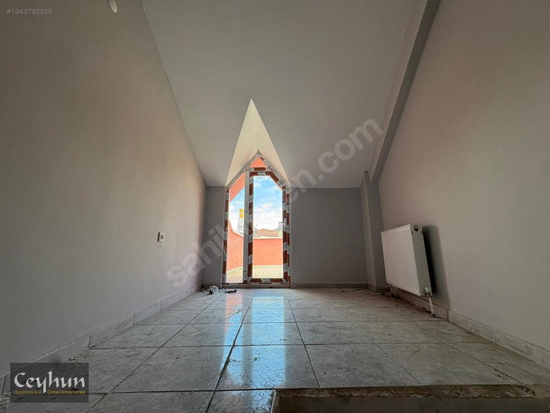 3 Oda 1 Teras Dublex Ön Cephe Sıfır Kiralık Daire — fotoğraf 7