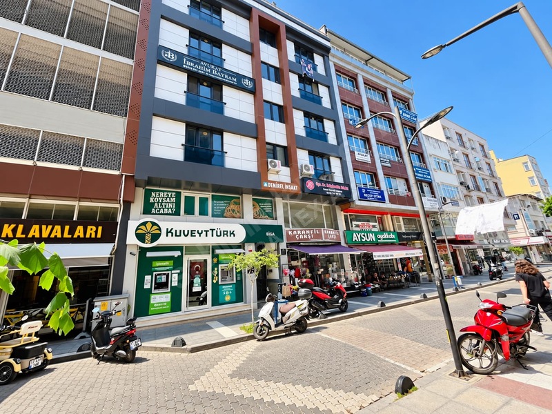 Çarşı Merkezde Sıfır Dublex Daire