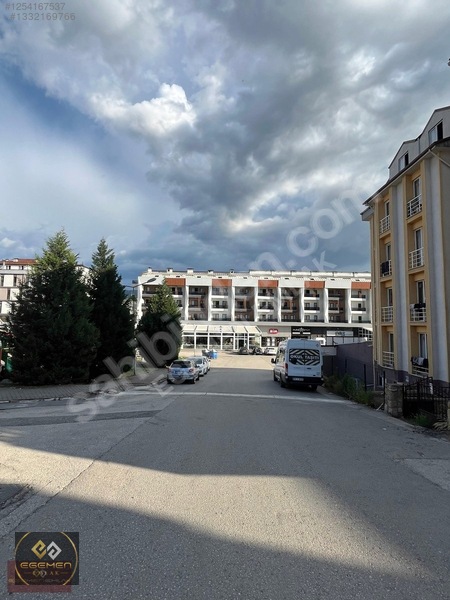 Egemen Emlak'tan 100.yıl Mahallesi'nde Eşyalı 2+1 Satılık Daire — fotoğraf 22