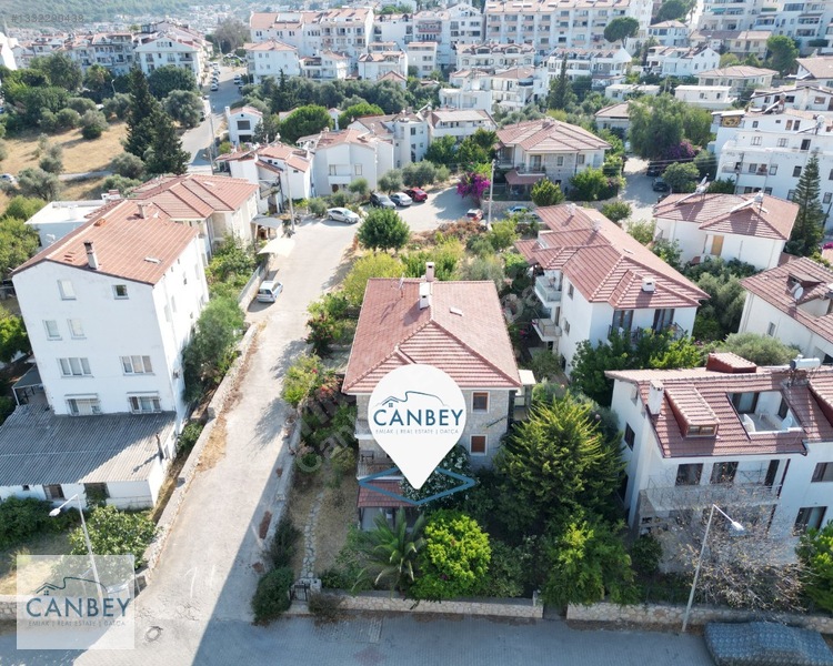 Datça Merkezde Denize 280M Geniş Bahçeli 1+1 Satılık Daire