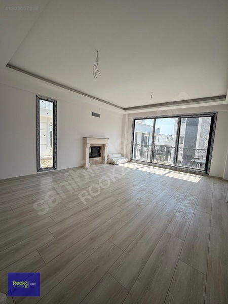 Toplu Konutta Satılık 5+1 Tripleks Villa!!! — fotoğraf 11