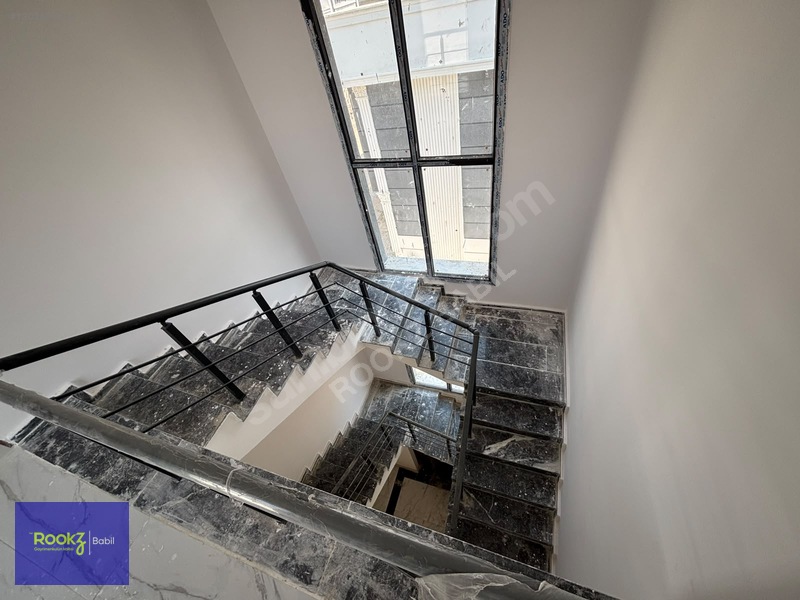 Toplu Konutta Satılık 5+1 Tripleks Villa!!! — fotoğraf 21