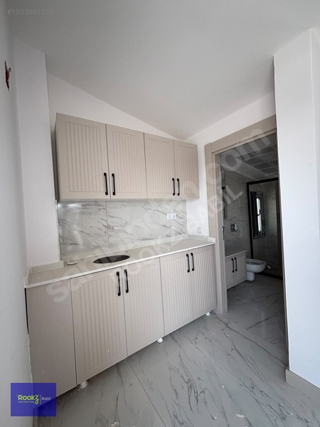 Toplu Konutta Satılık 5+1 Tripleks Villa!!! — fotoğraf 25