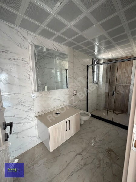 Toplu Konutta Satılık 5+1 Tripleks Villa!!! — fotoğraf 27