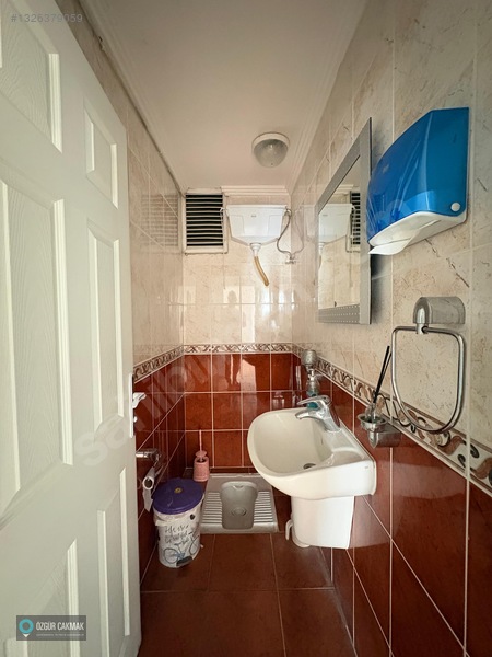 Özgür Çakmaktan Fsm Bulvarına Cephe Kiralık Ofis/daire — fotoğraf 17