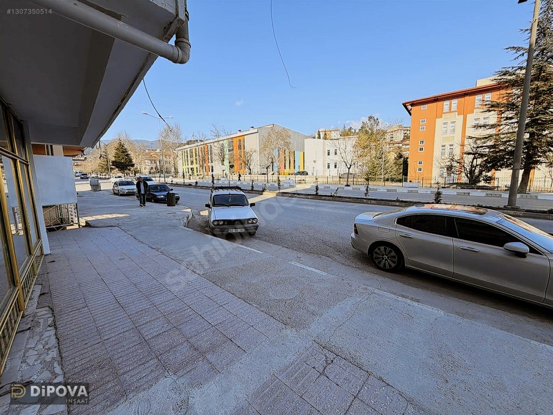 Sgk Binası Karşısında Ana Cadde Üzerinde Kiralık 2+1 Daire — fotoğraf 5
