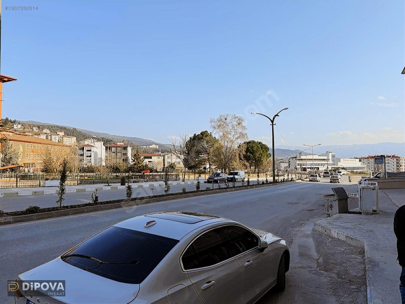 Sgk Binası Karşısında Ana Cadde Üzerinde Kiralık 2+1 Daire — fotoğraf 6
