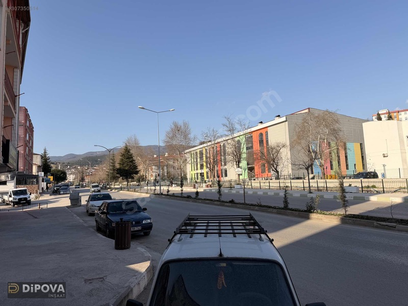 Sgk Binası Karşısında Ana Cadde Üzerinde Kiralık 2+1 Daire — fotoğraf 7