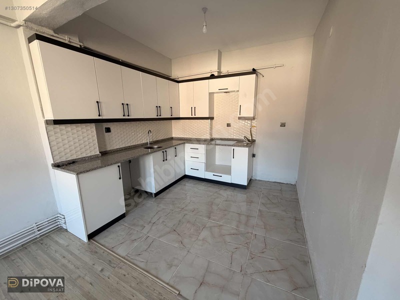 Sgk Binası Karşısında Ana Cadde Üzerinde Kiralık 2+1 Daire — fotoğraf 8