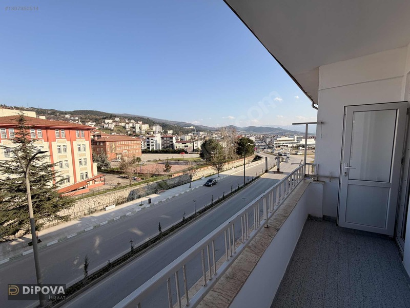 Sgk Binası Karşısında Ana Cadde Üzerinde Kiralık 2+1 Daire — fotoğraf 11