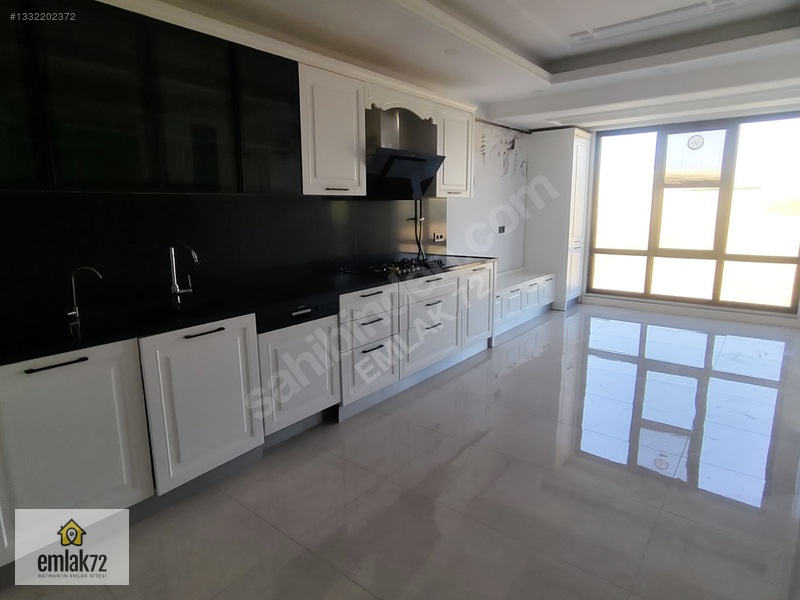 Emlak 72'den Gültepe Aze Rüya Konutlarında Kiralık Lüks Daire — fotoğraf 16