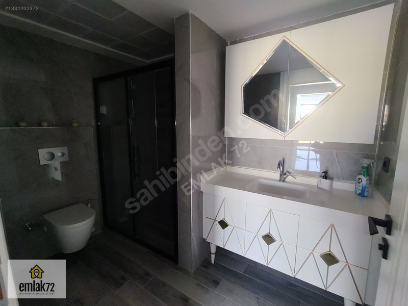 Emlak 72'den Gültepe Aze Rüya Konutlarında Kiralık Lüks Daire — fotoğraf 18