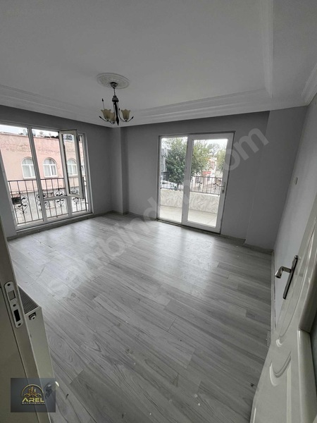 Arda'dan Bahçelievlerde 3+1 Kiralık Fırsat Daire — fotoğraf 14