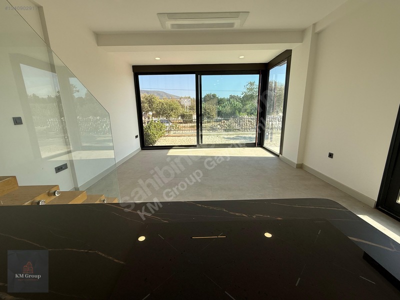 Urla Kalabakta 2+1 Ticari Tripleks Villa | 130 M² | Yeni Bina — fotoğraf 13