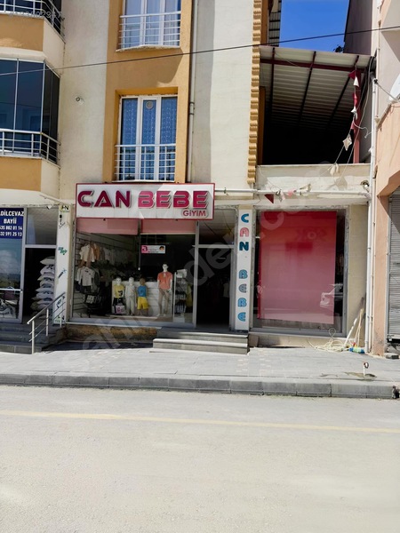 Çok Güzel Konumda Acil Satılık Dükkan