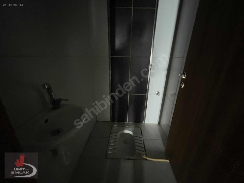 Kutluda Kot 1 Bahçekat 2+1 Yapılı Asansörlü — fotoğraf 7