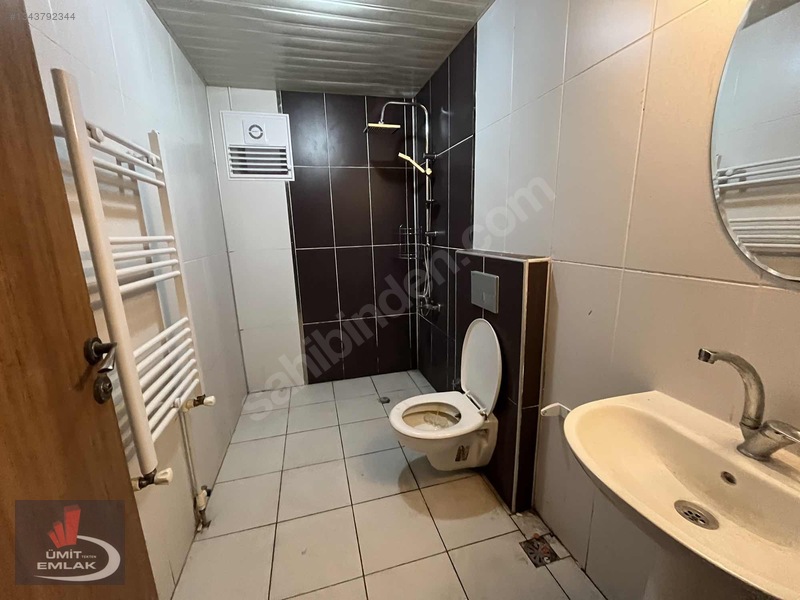 Kutluda Kot 1 Bahçekat 2+1 Yapılı Asansörlü — fotoğraf 9