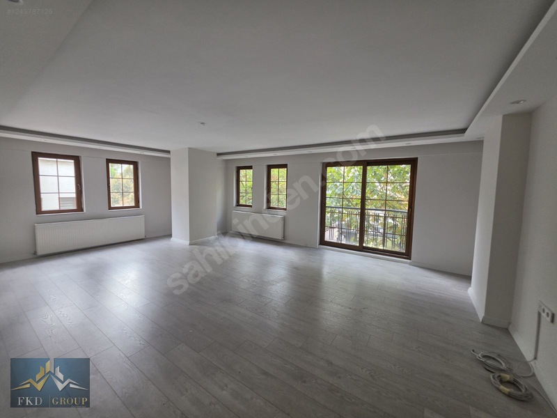Kuyumcular Çarşısında 3+1 Kiralık Geniş Lüx Daire