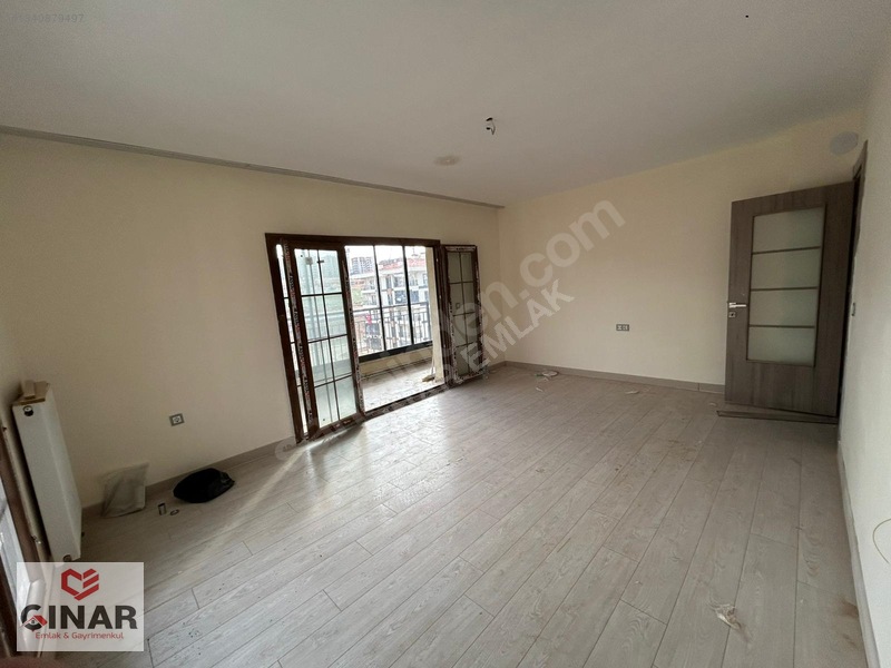 Direkt Tapu Teslim Eksiksiz Giyinme Odalı 3+1 Satılık Daire !! — fotoğraf 2