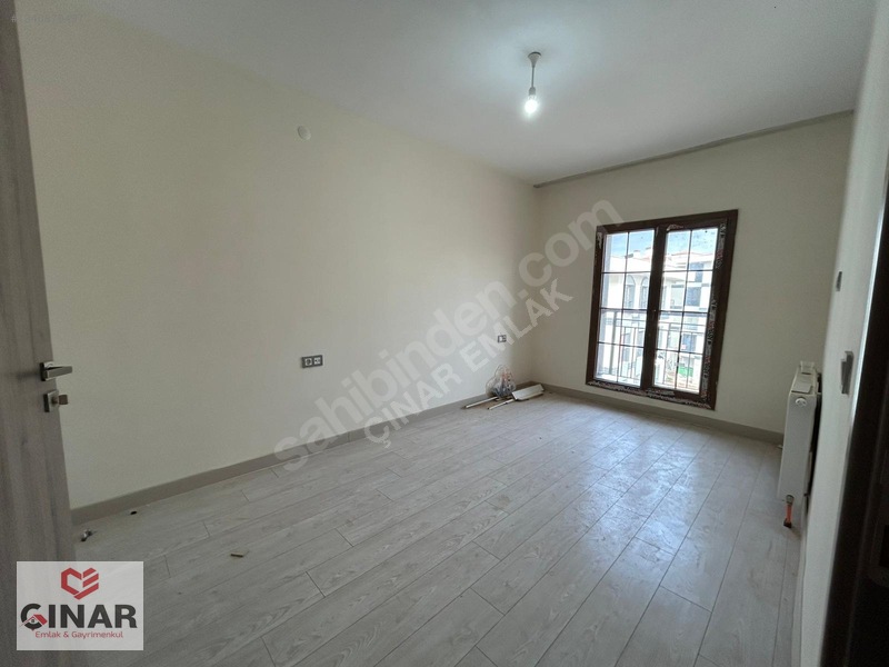 Direkt Tapu Teslim Eksiksiz Giyinme Odalı 3+1 Satılık Daire !! — fotoğraf 16