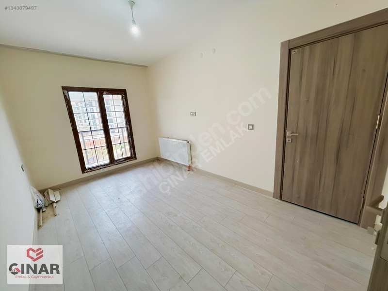 Direkt Tapu Teslim Eksiksiz Giyinme Odalı 3+1 Satılık Daire !! — fotoğraf 18