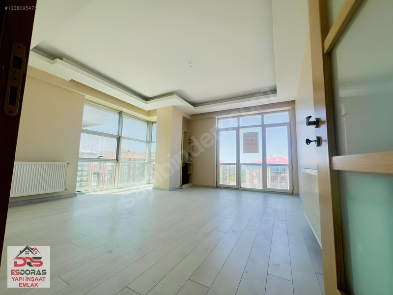 Kentpark'a Komşu Borsa Caddesi'nde Masrafsız 3+1 Fırsat Daire — fotoğraf 4