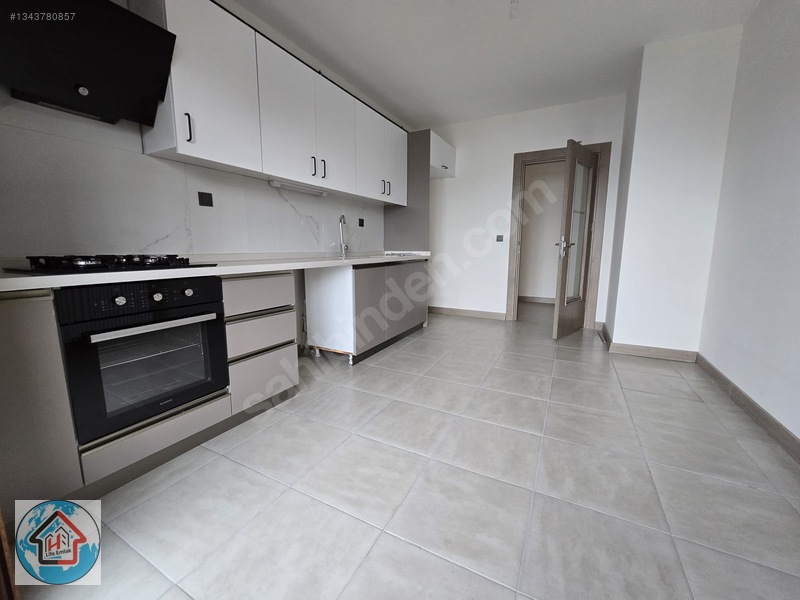 Hb Life Emlaktan Satılık Manzaralı 3+1 — fotoğraf 10