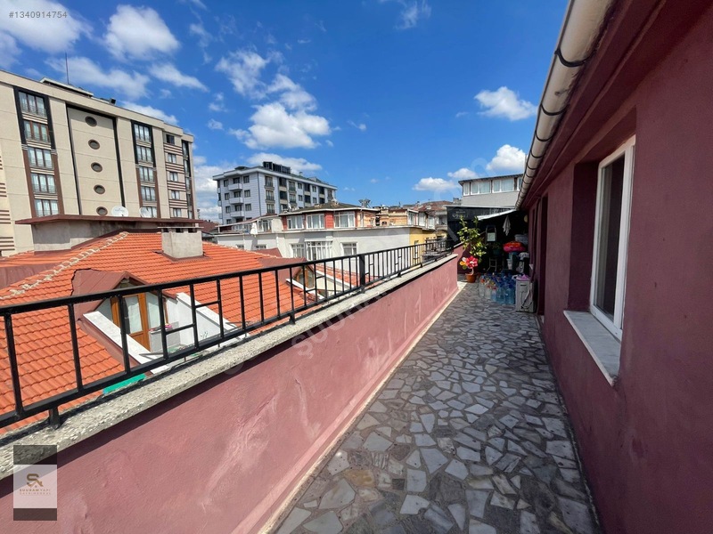 Metroya Yürüme Mesafesi | Merkezde 2+1 Satılık Çatı Katı 80 M² — fotoğraf 10