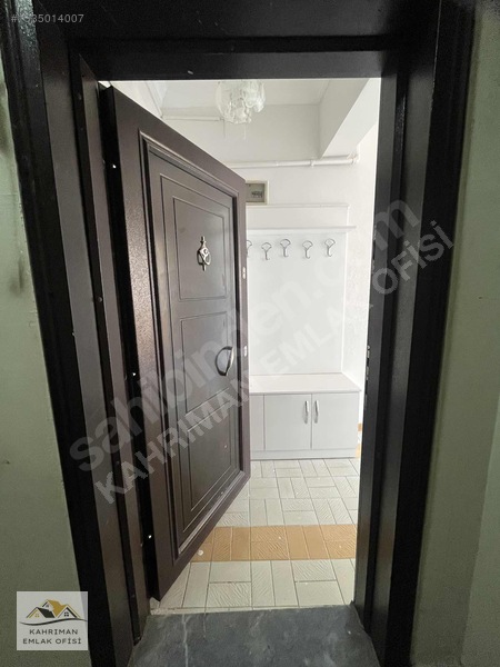 Kahrıman'dan Göznuru Hastanesi Yanı Satılık 3+1 Daire — fotoğraf 2