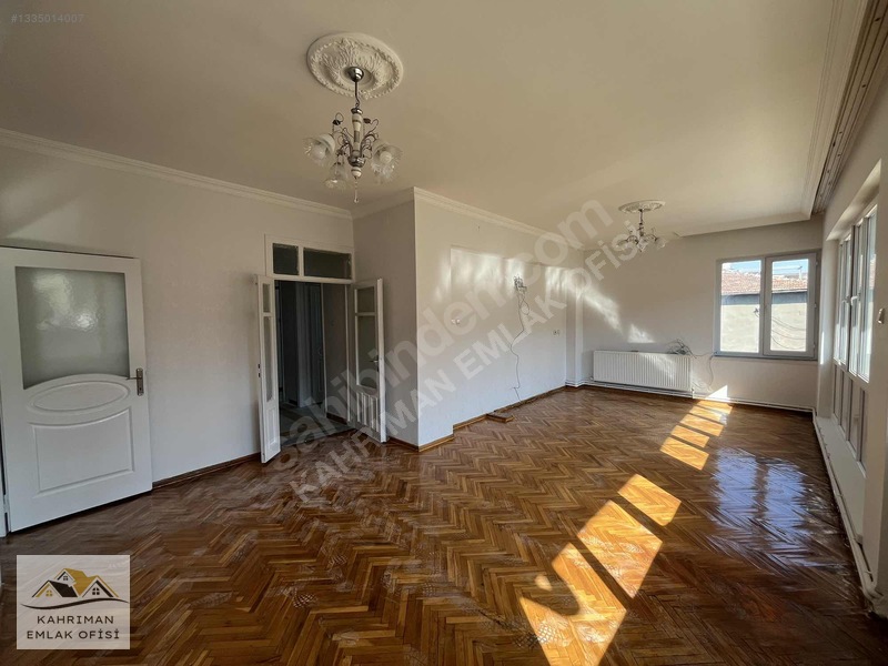 Kahrıman'dan Göznuru Hastanesi Yanı Satılık 3+1 Daire — fotoğraf 13