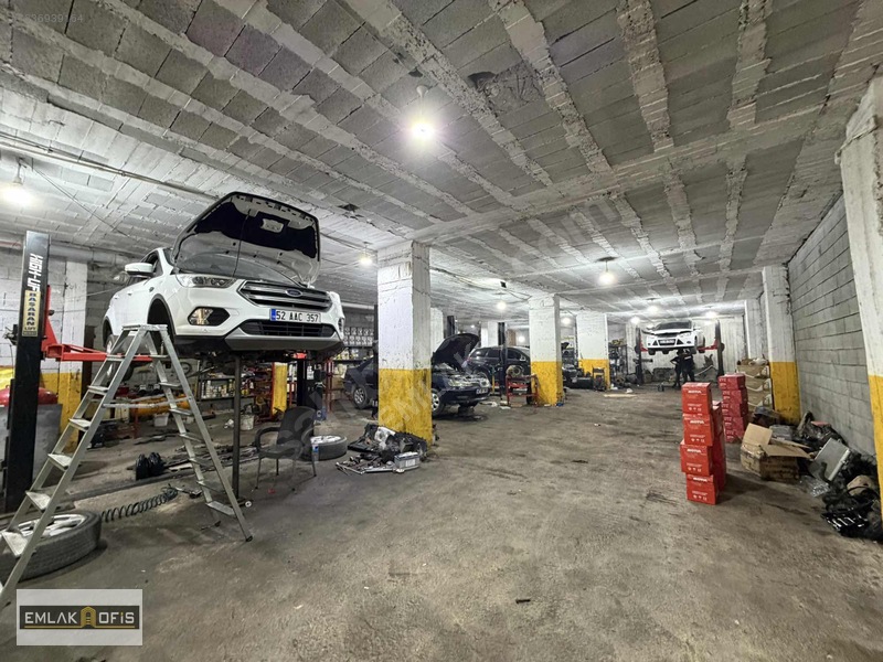 Emlak Ofis Kiralık Dükkan 700 Metre Ava Yol Bir Alt Cadde — fotoğraf 8