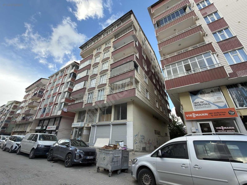 İçi Yapılı Lüx Ara Kat Ferah Satılık Daire — fotoğraf 2