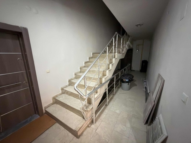 İçi Yapılı Lüx Ara Kat Ferah Satılık Daire — fotoğraf 7