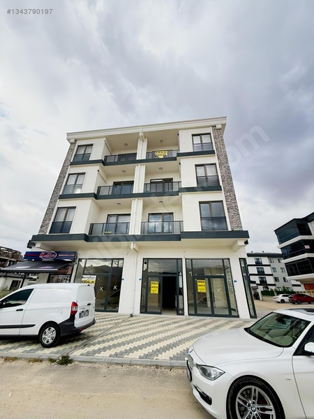 Gelişgen Emlak'Tan Selçuklu Mahallesinde Dükkan