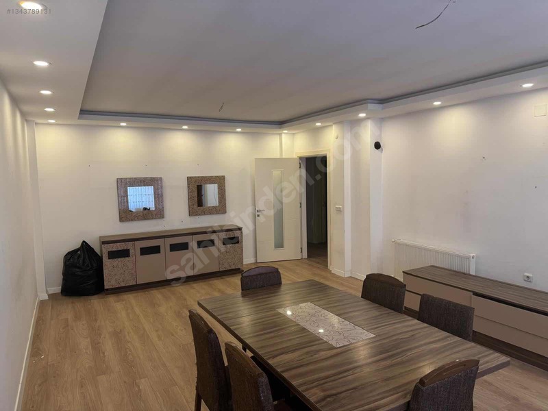 Özer Emlak'tan Süleymaniye Mahallesinde Kiralık 4+1 Daire — fotoğraf 3