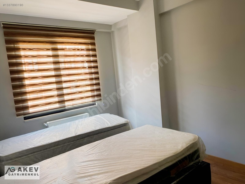 Akev Gayrimenkul'den Merkezi Konum Lüks Arakat Eşyalı 1+1 Daire — fotoğraf 6