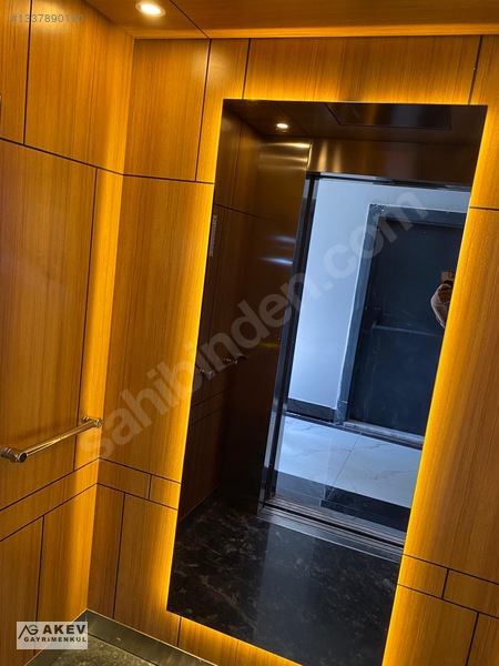 Akev Gayrimenkul'den Merkezi Konum Lüks Arakat Eşyalı 1+1 Daire — fotoğraf 8