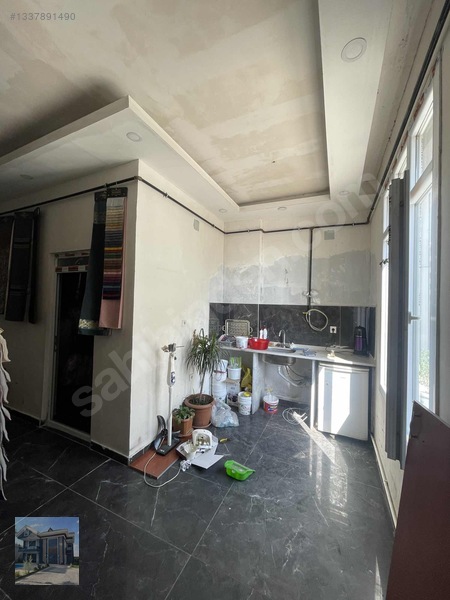 Shb'den Ana Cadde Üzeri 307m2 Düz Giriş Kiralık — fotoğraf 11