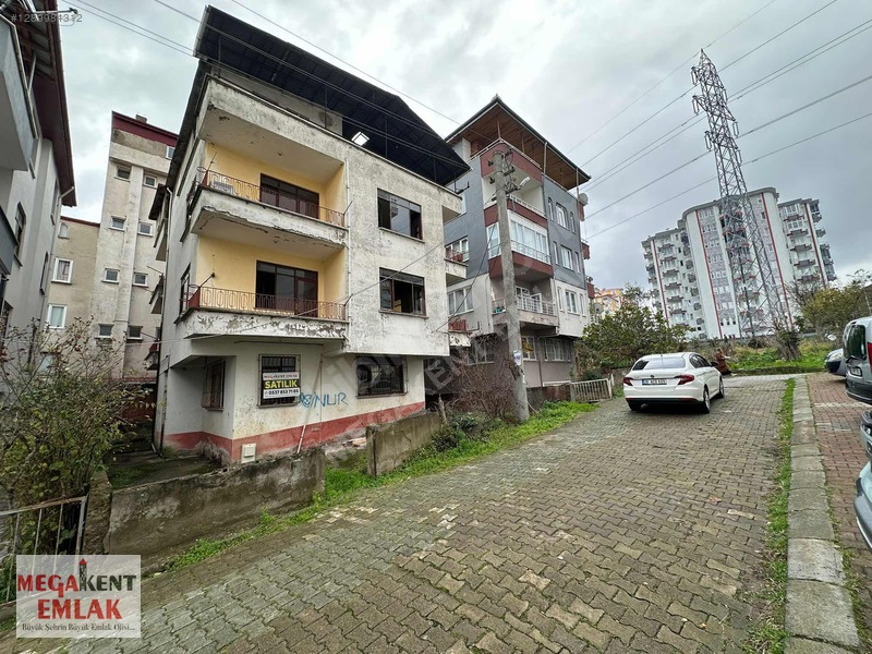 Megakent Emlak'tan 225 M² 6 Kat İmarlı Müstakil Tapulu Arsa — fotoğraf 4